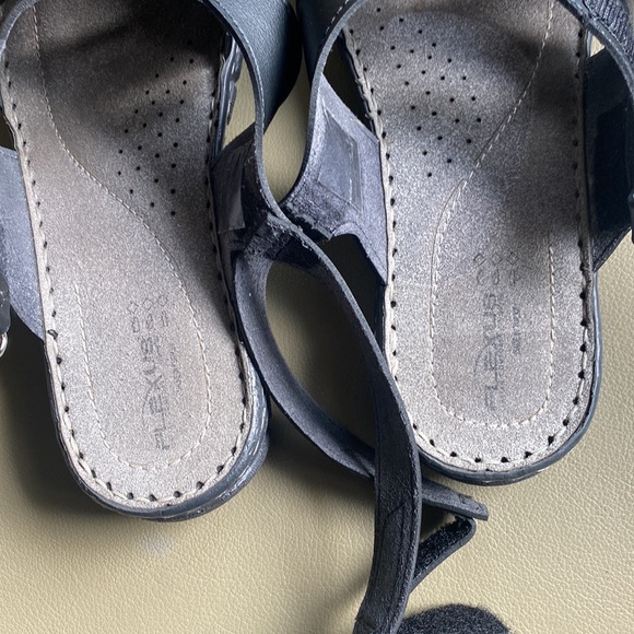 Flexus by Spring Step Harissa Wedge Sandal - Picture 4 of 6